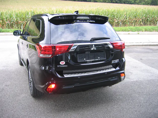 Mitsubishi Outlander 2.4 PHEV Diamond S-Edition 4WD Automatic