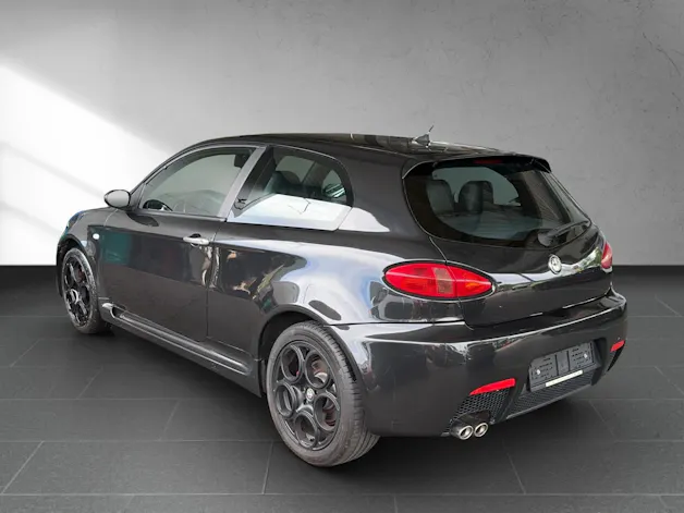 Alfa Romeo 147 3.2 GTA