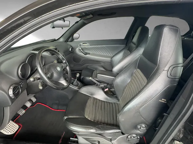 Alfa Romeo 147 3.2 GTA