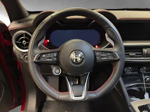 Alfa Romeo Stelvio 2.2 JTDM Competizione Q4 AT8