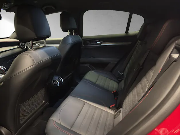 Alfa Romeo Stelvio 2.2 JTDM Competizione Q4 AT8