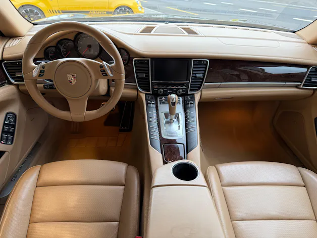 Porsche Panamera 4S 4.8 PDK
