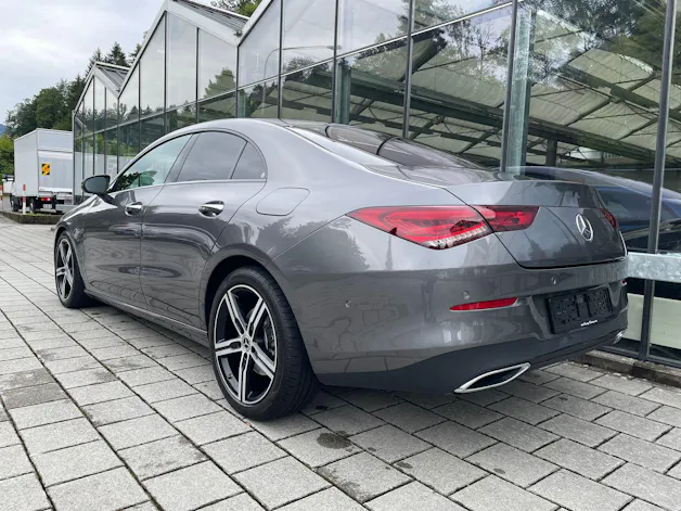 Mercedes-Benz CLA 200 Progressive 7G-DCT