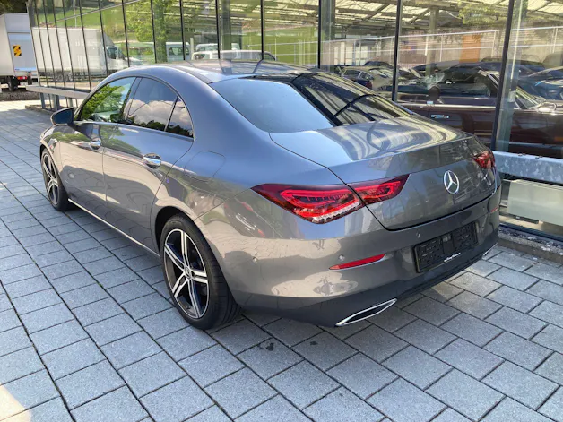 Mercedes-Benz CLA 200 Progressive 7G-DCT