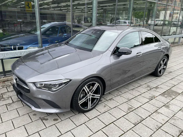 Mercedes-Benz CLA 200 Progressive 7G-DCT