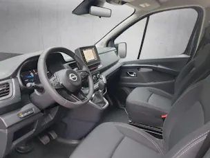 Nissan Primastar DCT 170 3.0 L2H1 Tekna 8Plätzer HK