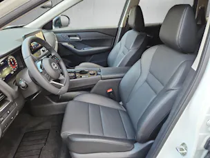 Nissan X-Trail 1.5 e-Power 4WD N-Trek "Offroad"