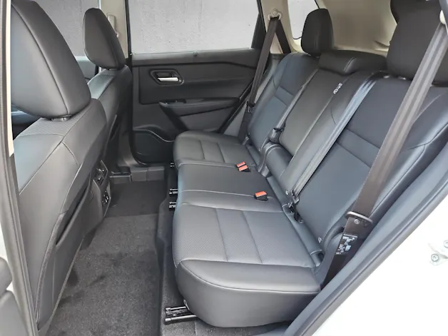 Nissan X-Trail 1.5 e-Power 4WD N-Trek "Offroad"