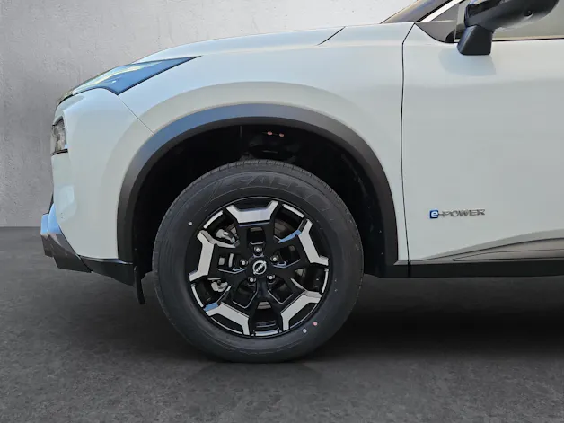 Nissan X-Trail 1.5 e-Power 4WD N-Trek "Offroad"