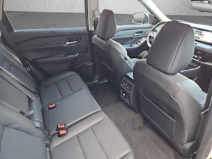 Nissan X-Trail 1.5 e-Power 4WD N-Trek "Offroad"