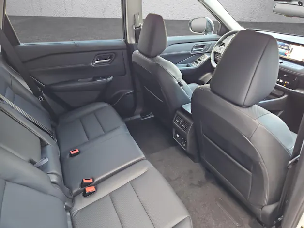 Nissan X-Trail 1.5 e-Power 4WD N-Trek "Offroad"