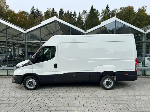 Iveco 35 S 16 A8 V 3520L H2