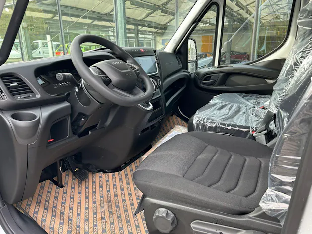 Iveco 35 S 16 A8 V 3520L H2
