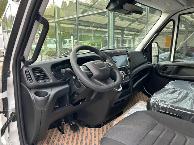 Iveco 35 S 16 A8 V 3520L H2
