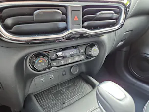 Nissan Juke 1.6 FHEV Tekna