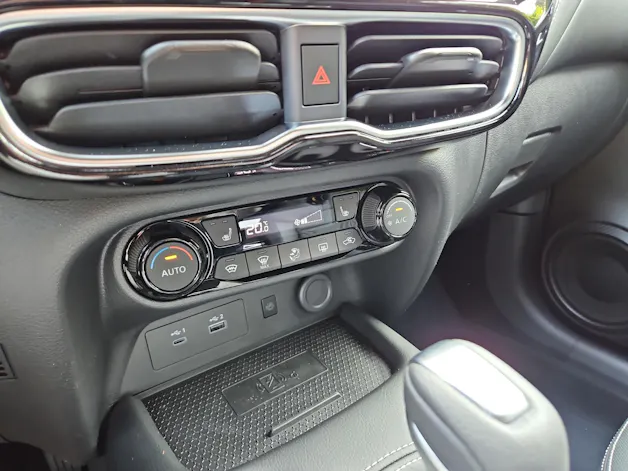 Nissan Juke 1.6 FHEV Tekna