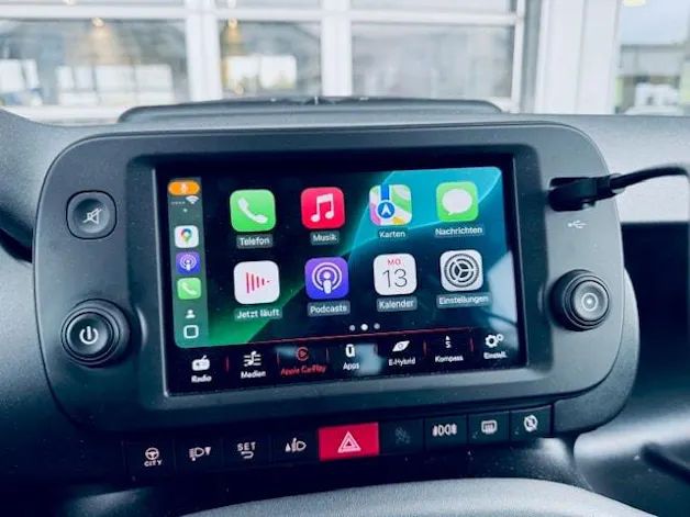 Fiat Panda 1.0 MHEV Cross