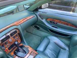 Aston Martin DB7 Vantage Volante