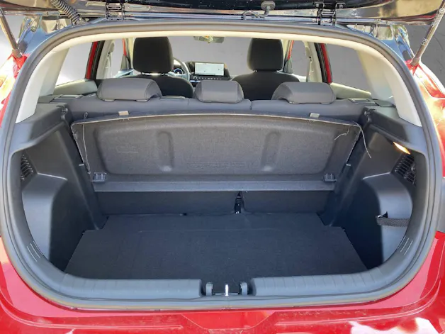 Hyundai i20 1.0 T-GDi Amplia MY25
