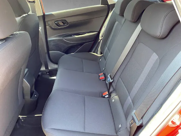 Hyundai i20 1.0 T-GDi Amplia MY25