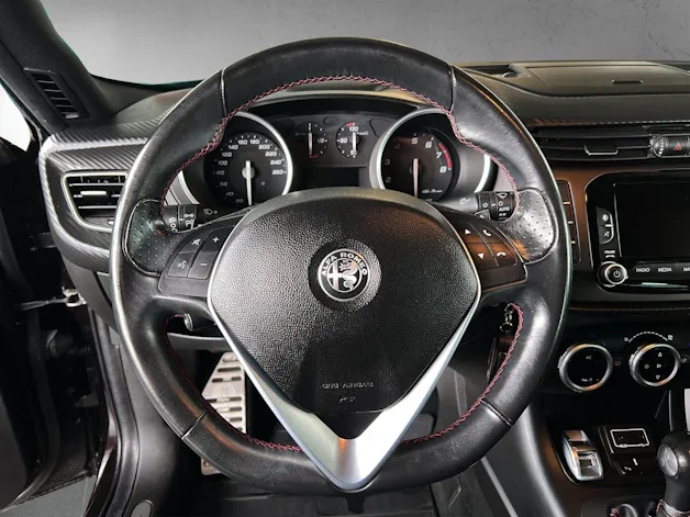 Alfa Romeo Giulietta 1750 TBi Veloce TCT