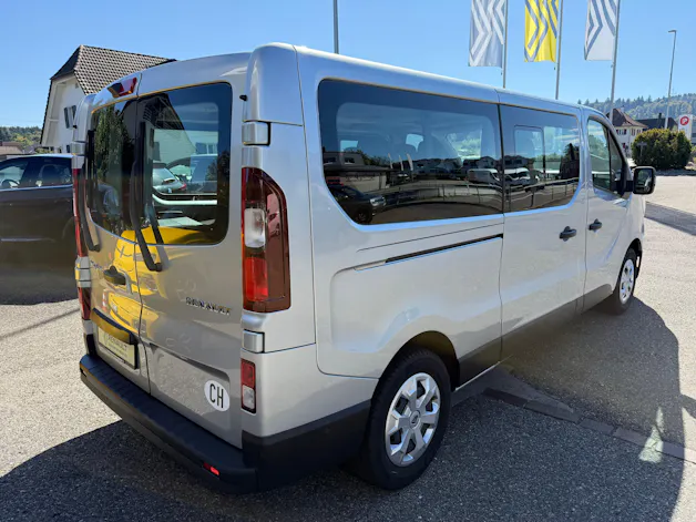 Renault Trafic Blue dCi 150 Grand Passenger Evolution EDC