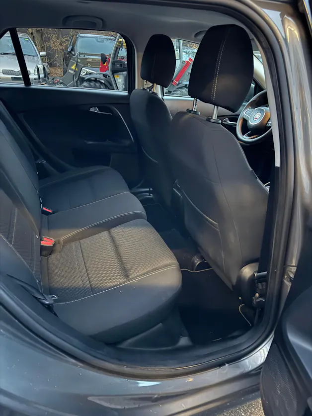 Fiat Tipo 1.6MJ Station Wagon Lounge DCT