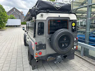 Land Rover Defender 110 SW 2.4Tdc