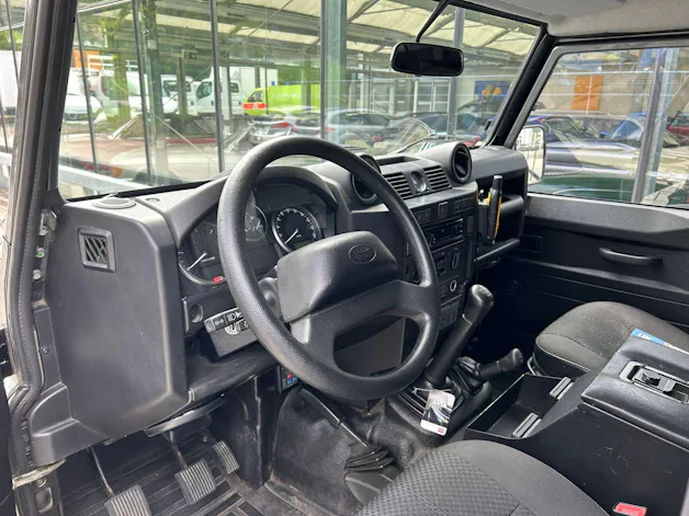 Land Rover Defender 110 SW 2.4Tdc