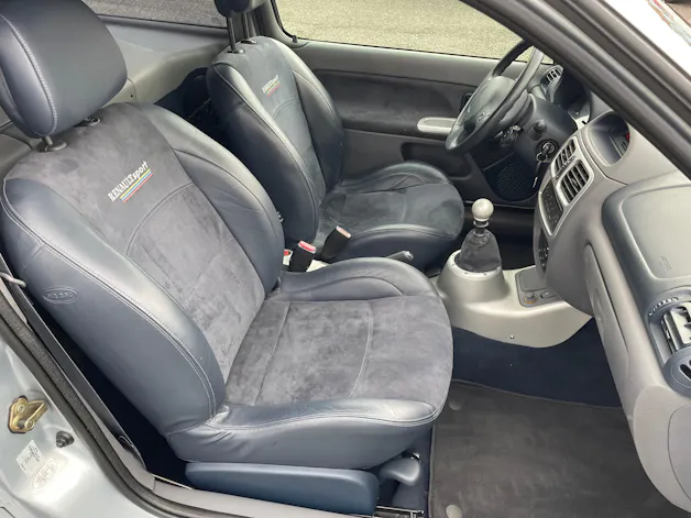 Renault Clio 3.0 V6