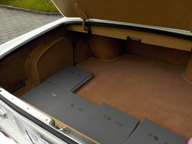 Rolls Royce ROLLS-ROYCE Silver Shadow two door saloon