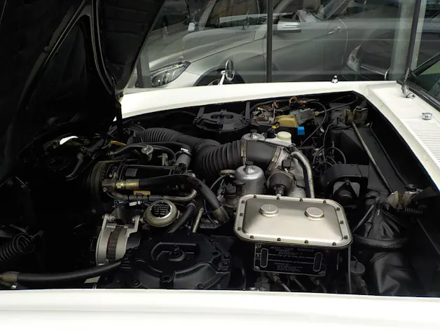 Rolls Royce ROLLS-ROYCE Silver Shadow two door saloon