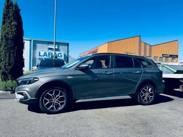 Fiat Tipo 1.5 Hybrid Station Wagon Swiss Edition Cross