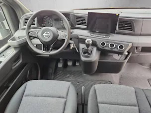 Nissan Interstar 150 L3H2 N-Connecta Schaltgetriebe Manuell