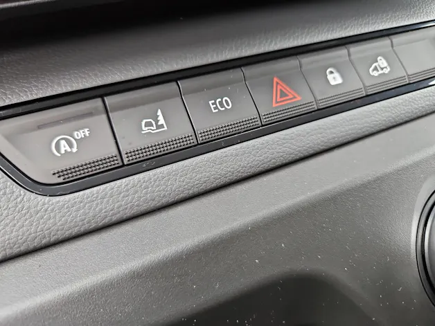 Nissan Interstar 150 L3H2 N-Connecta Schaltgetriebe Manuell