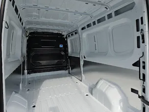 Nissan Interstar 150 L3H2 N-Connecta Schaltgetriebe Manuell
