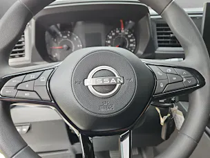 Nissan Interstar 150 L3H2 N-Connecta Schaltgetriebe Manuell