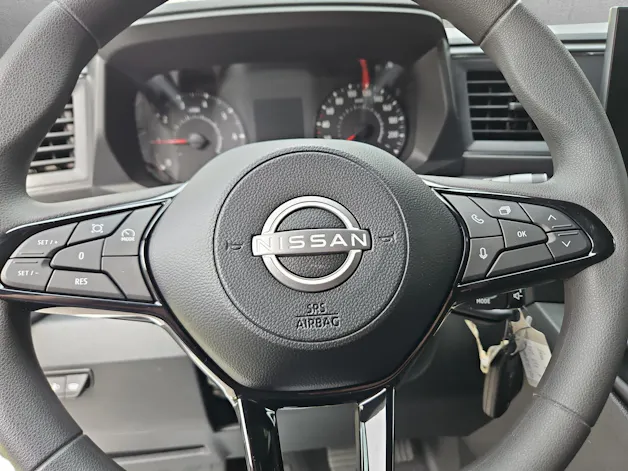 Nissan Interstar 150 L3H2 N-Connecta Schaltgetriebe Manuell