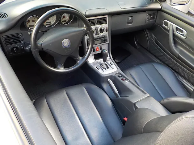 Mercedes-Benz SLK 320