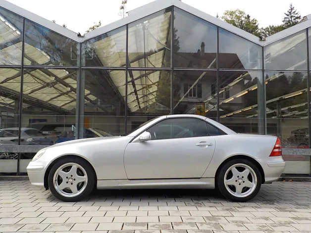 Mercedes-Benz SLK 320