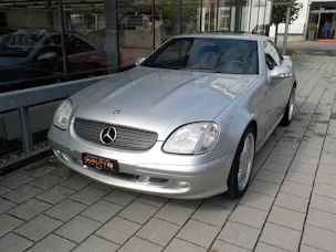 Mercedes-Benz SLK 320