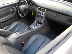 Mercedes-Benz SLK 320