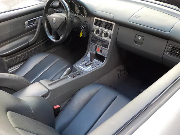 Mercedes-Benz SLK 320
