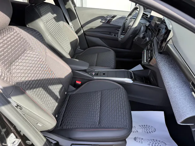 Renault Clio 1.8 E-Tech Techno