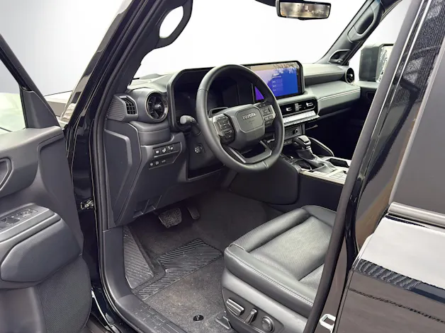Toyota Land Cruiser 2.8 D 48V Invincible