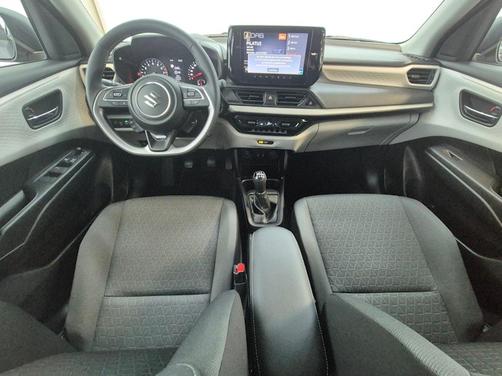 immagine del veicolo SUZUKI SWIFT