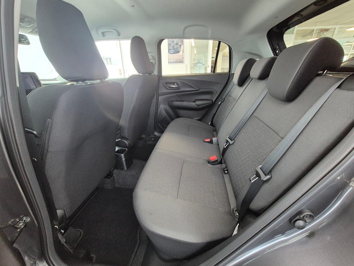 immagine del veicolo SUZUKI SWIFT