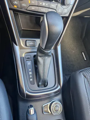 Suzuki S-Cross 1.4 T Sakura Top Hybrid 4x4