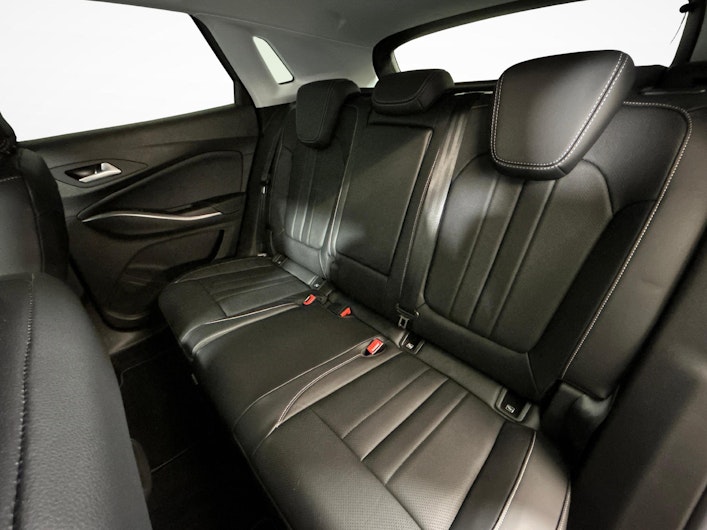 immagine del veicolo OPEL GRANDLAND