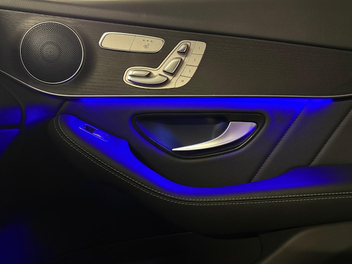 Fahrzeugbild MERCEDES-BENZ GLC 400